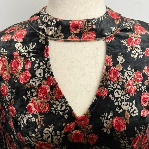 Suzanne Betro Black Floral Velvet Tunic Top Women’s Size L Whimsygoth Romantic - Picture 4 of 7